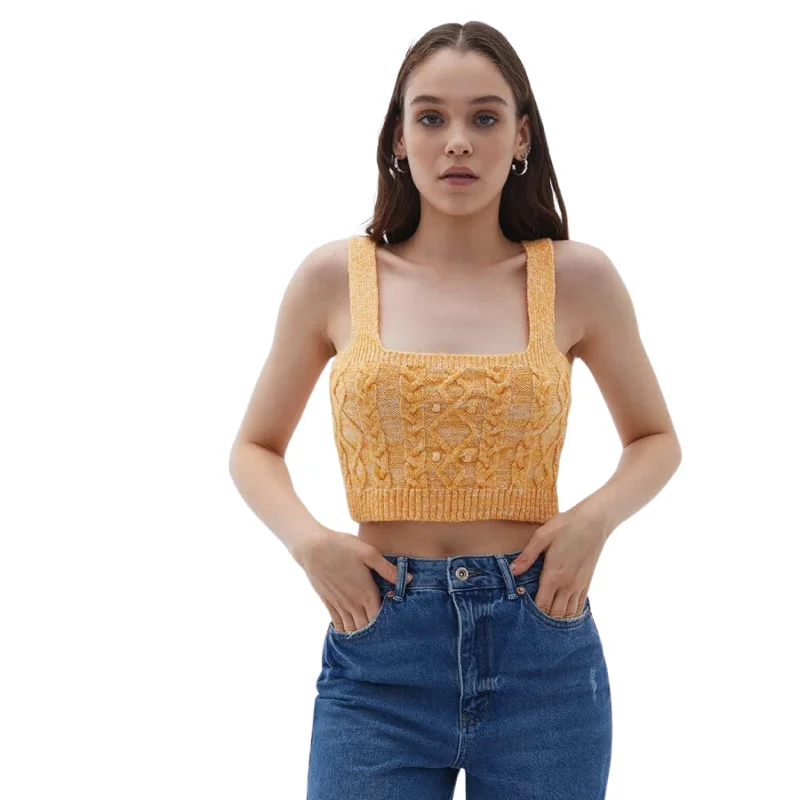 CroptopcashmereOXXO -  Knit Detailed Crop Tank Top