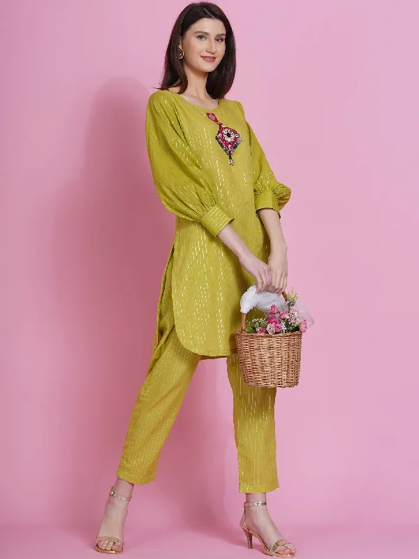 Green Lurex Cotton Hand Embroidered Kurta With Pants-WRKS073