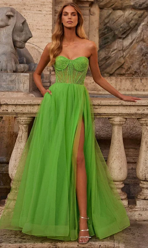 TightfocusLa Femme 32445 - Sweetheart Bustier Prom Dress