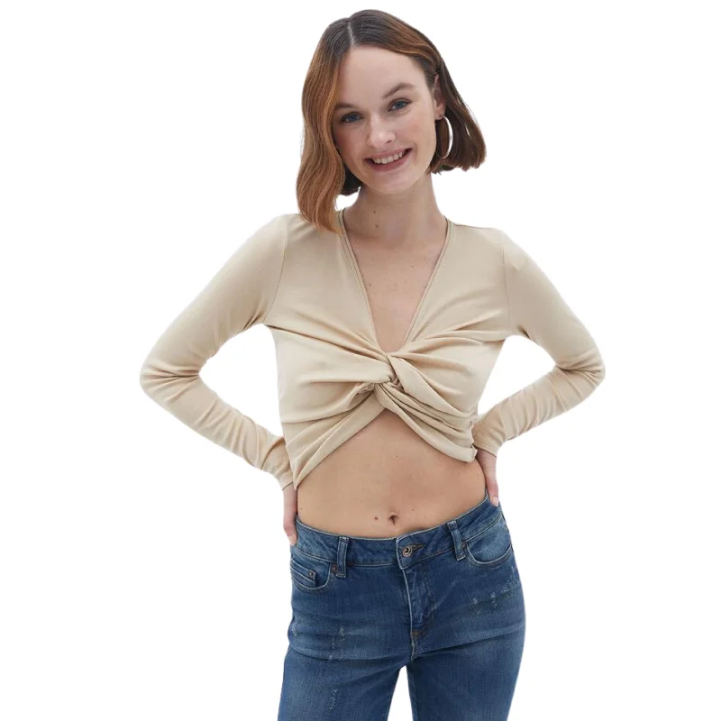 CroptoptailorOXXO -  Crop Blouse with Twist Detail