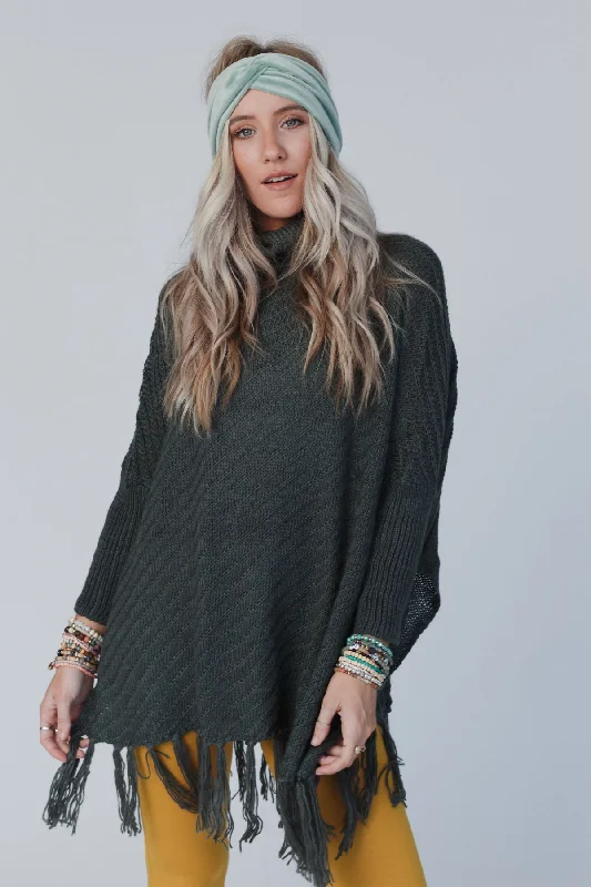 Scoop Neck Knit TopsPaloma Poncho Sweater - Olive