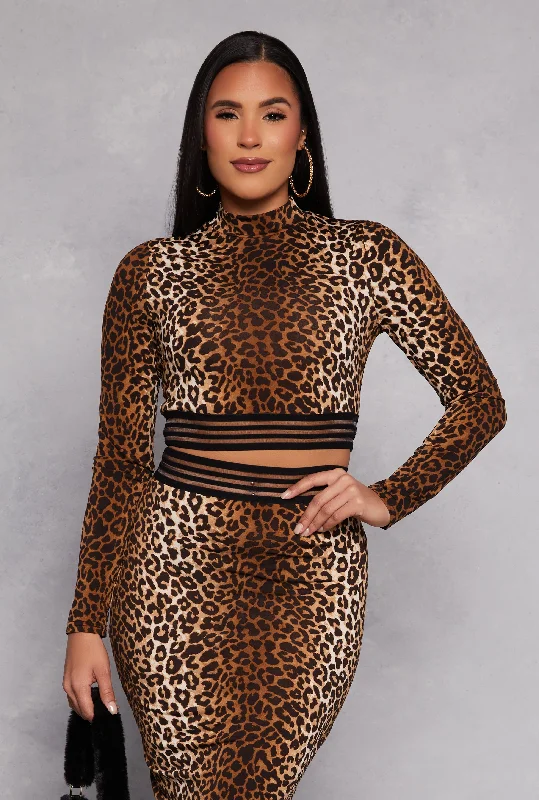 CroptopplatformIris Leopard Print Mock Neck Crop Top